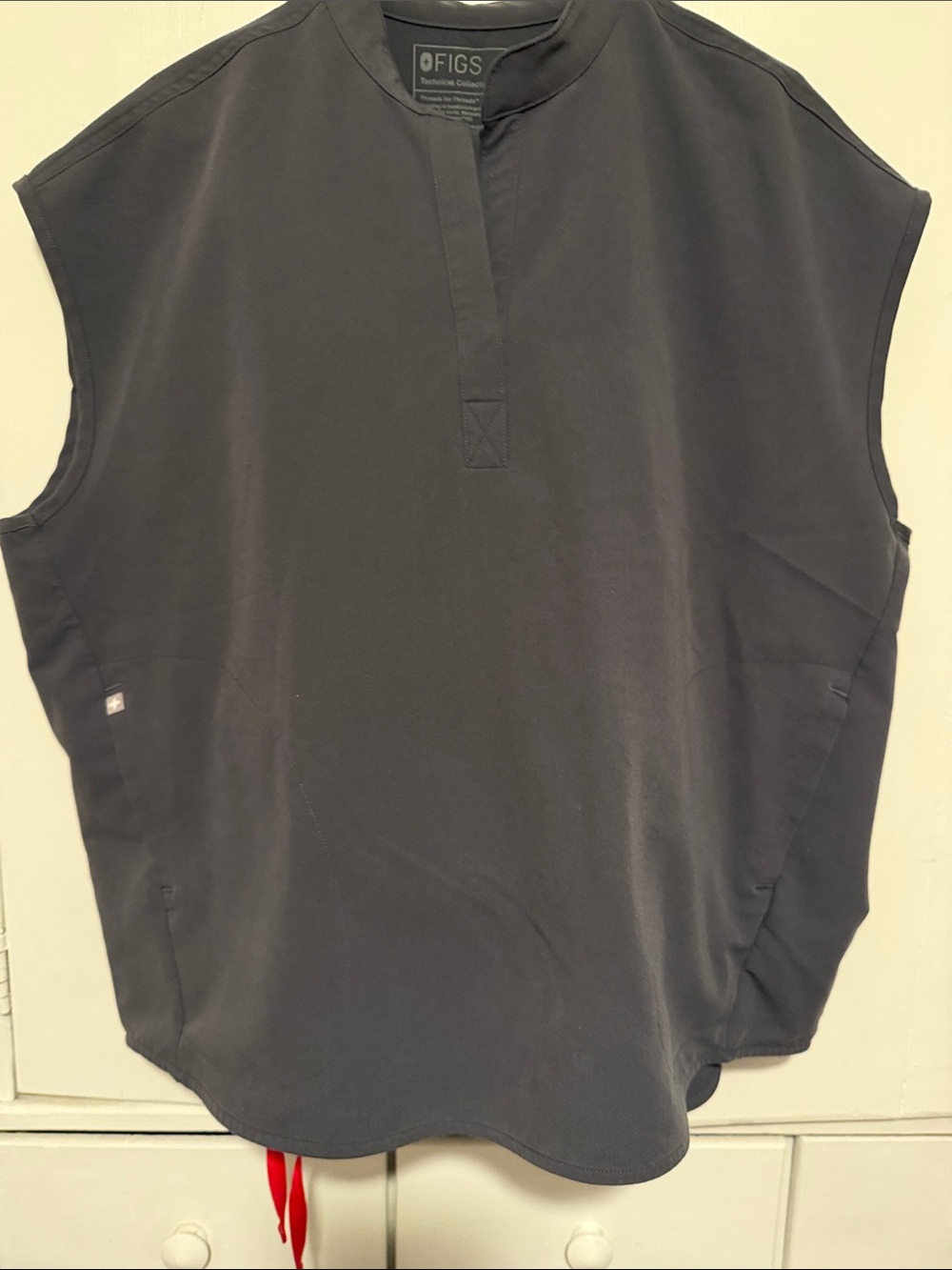 FIGS Rafaela top xlg and jogger pants xlg